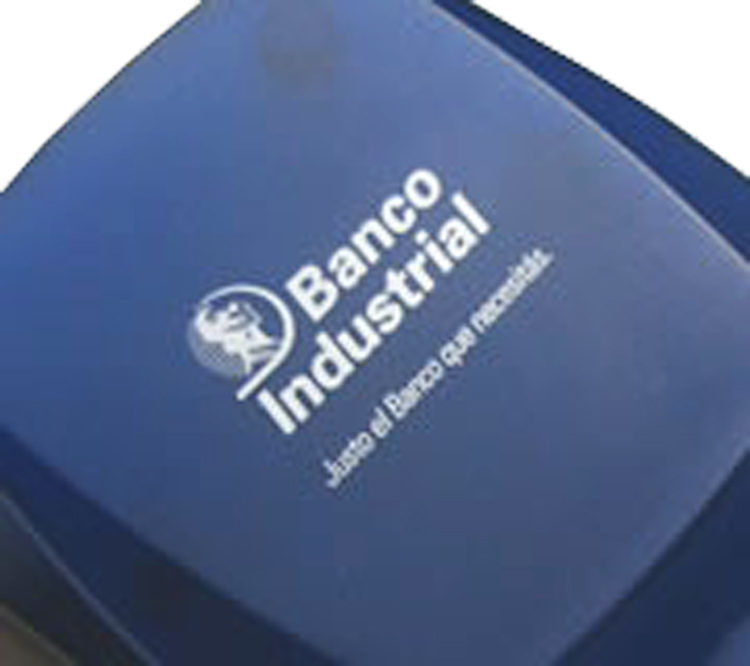 (Art. 2665) Automatic Memo Holder  // Banco Industrial