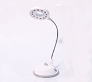 (Art. K348) L�mpara con 12 leds de alta luminosidad. Conexi�n USB.